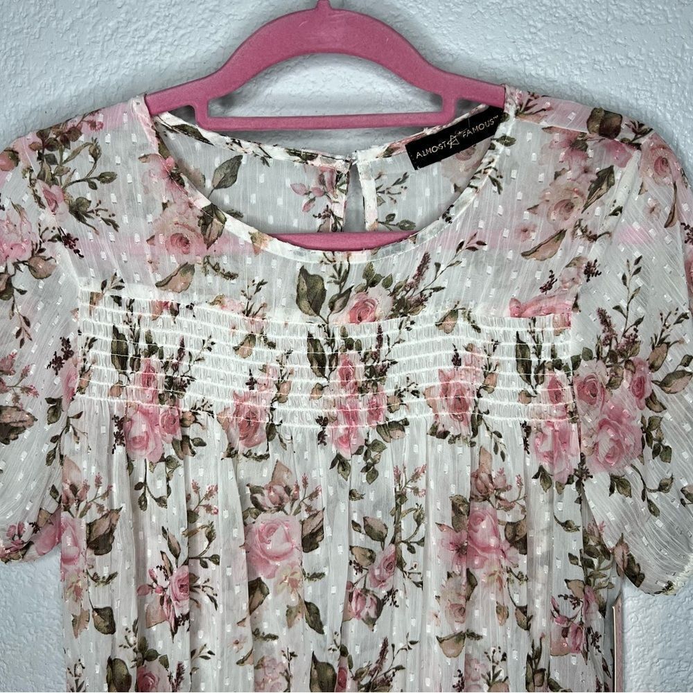 New Almost Famous White Floral Print Gossy Short Sleeve Cottagecore Blouse Sz S - Picture 4 of 11